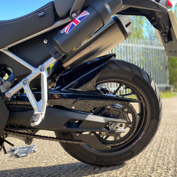 Pyramid Plastics Pyramid hugger | gloss black | triumph tiger sport 850 2021>current